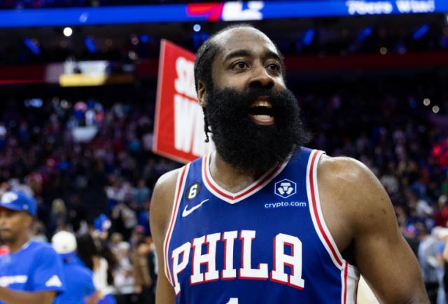 kaiyun sports-哈登撕破脸皮舆论两极分化：放弃球队是哈登典中典