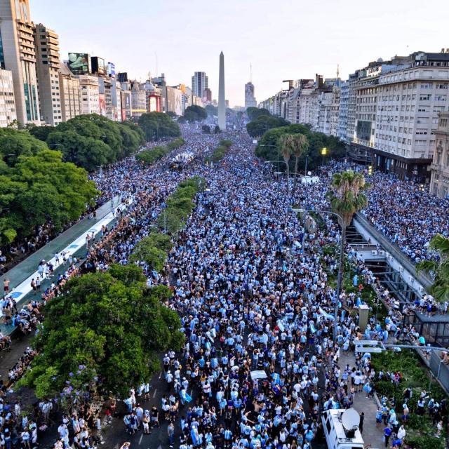 1671577895634085844.jpg 开云体育-王勤伯:梅西和阿根廷队为什么拒绝见总统?