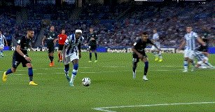 1662239693027062455.gif 开云APP下载-【西甲】莫拉塔闪击+进球无效 门神伤退 马竞平皇社