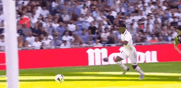 【西甲】维尼修斯、罗德里戈建功 皇马2比1贝蒂斯