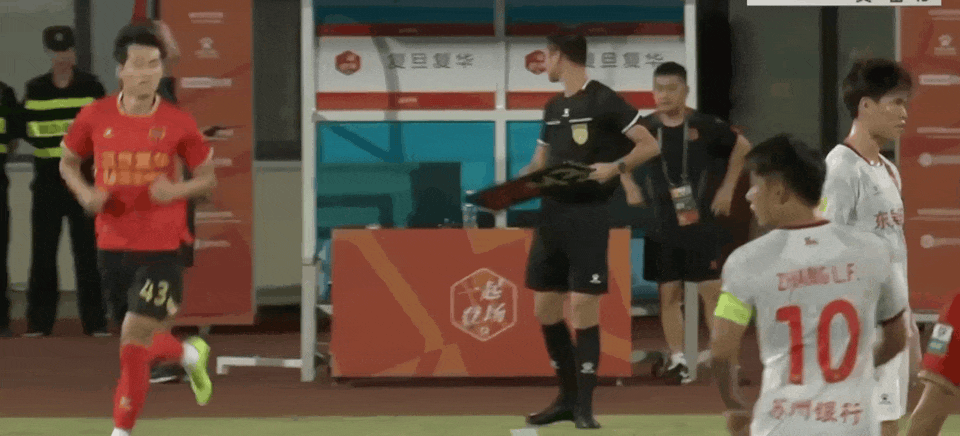 中甲半场：阿布力克木伤退，上海嘉定汇龙暂0-0苏州东吴