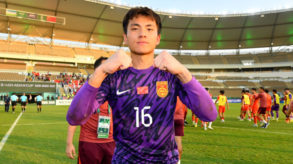 开云娱乐-李昊：看到球迷接机很激动！没什么虽败犹荣，决赛输了就是输了